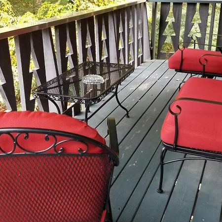Whisperin' Pines Chalet Куперстаун Номер фото